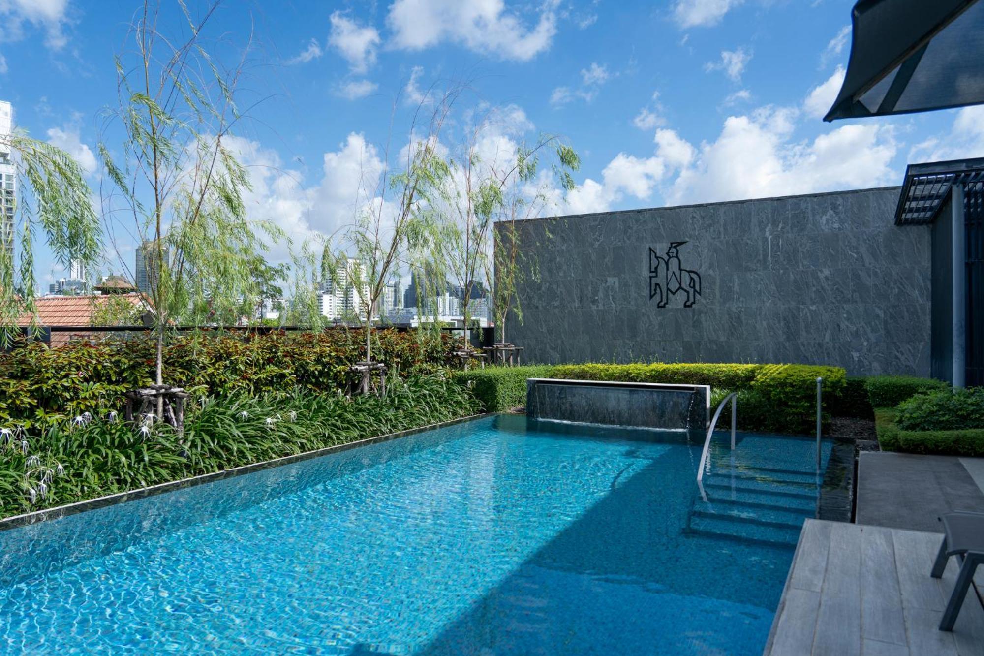 Walton Suites Sukhumvit Bangkok Extérieur photo